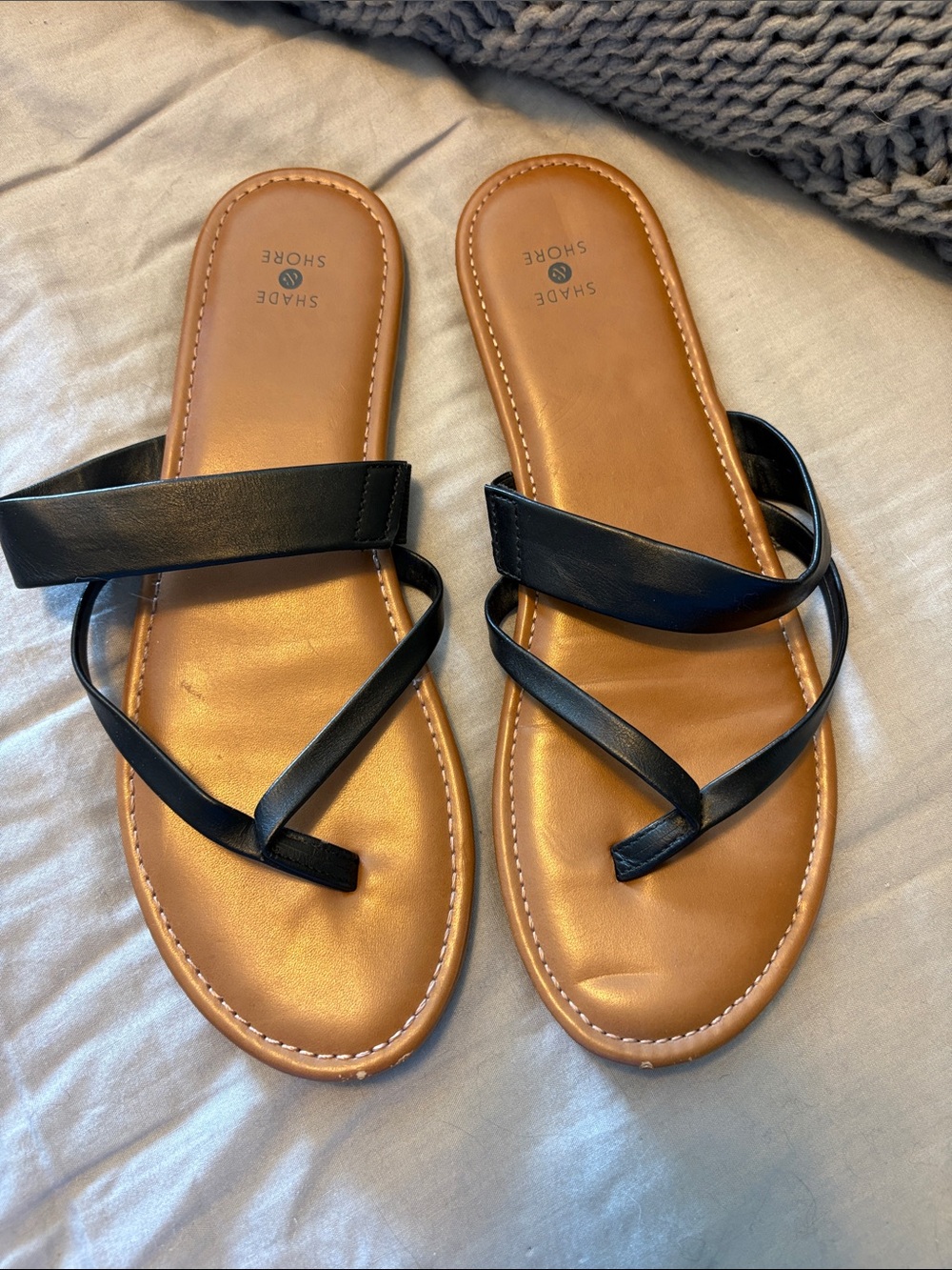 Shade & Shore Black Strappy Slide Sandals with Tan Footbed